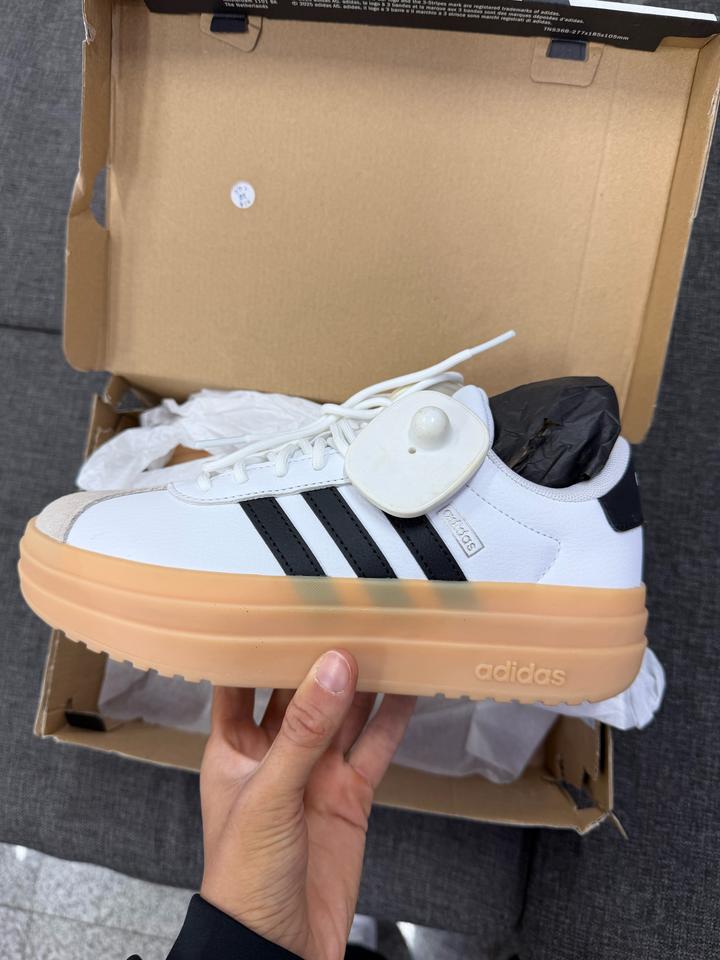 Adidas (36-39размеры)