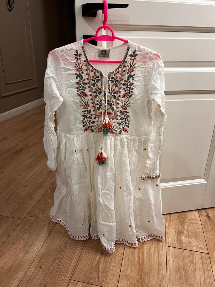 Индийское платье с вышивкой