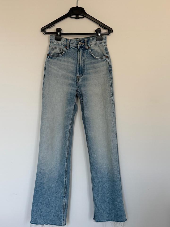 Джинсы ZARA
