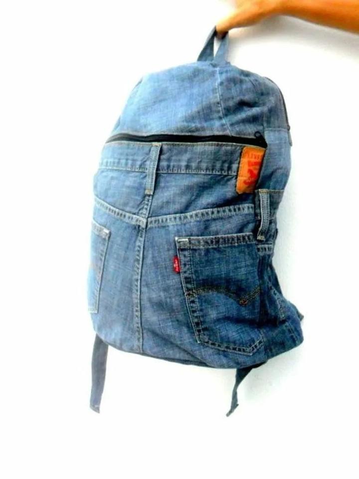 Levi's