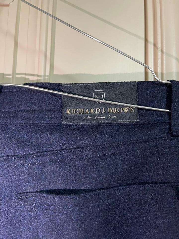 Richard J Brown