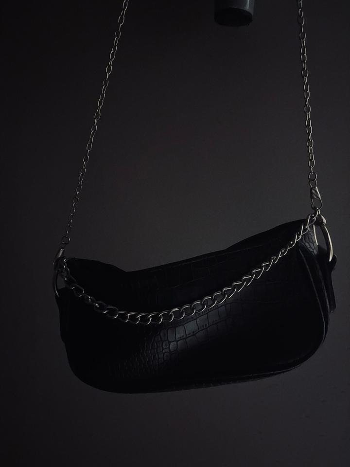 Bershka Сумка багет с цепочкой
