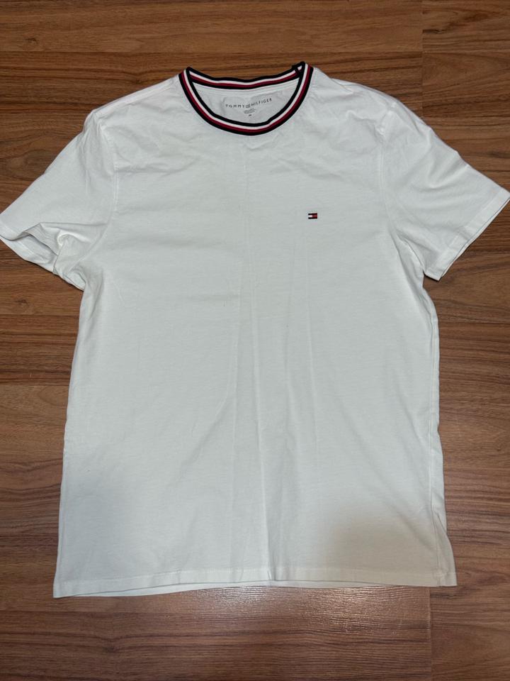 Футболка Tommy Hilfiger