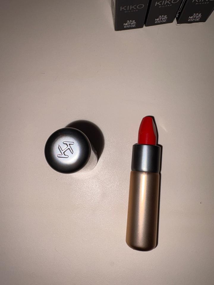 Губная помада KIKO Milano