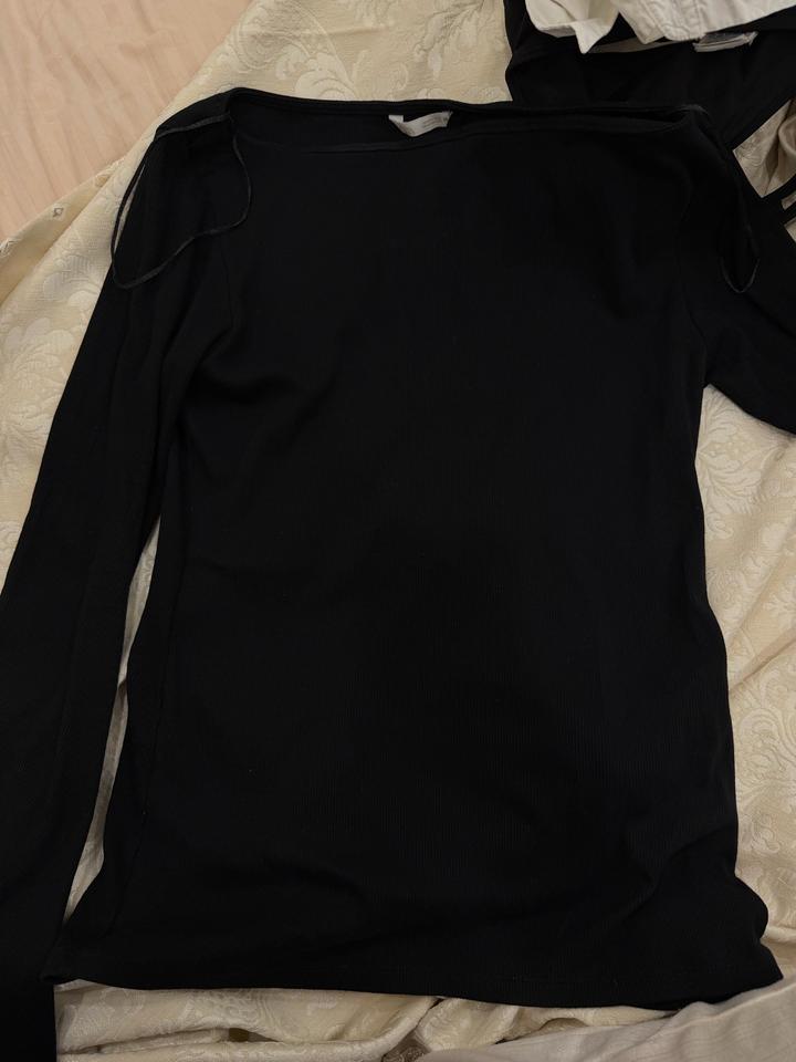 кофта с открытыми плечами Zara