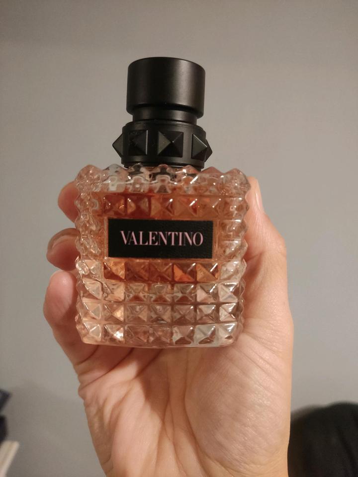 Парфюм Valentino