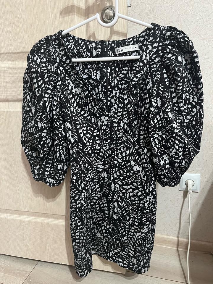 Платье Zara