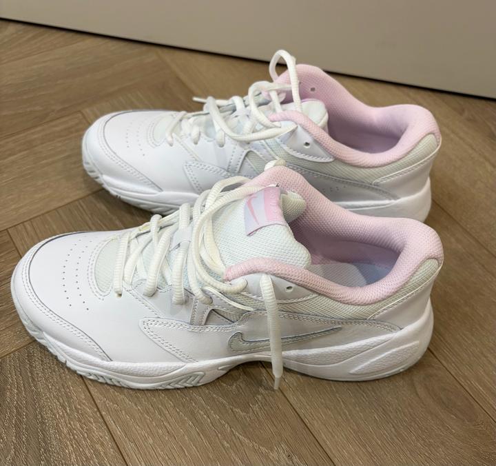 Кроссовки Nike