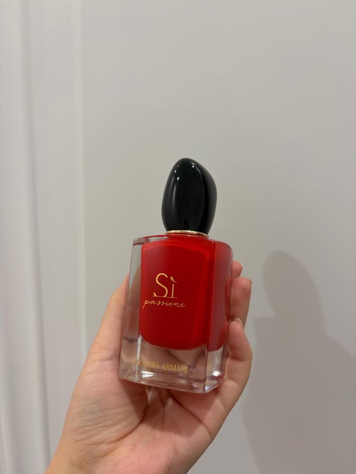 Парфюмерная вода Giorgio Armani Sì Passione
