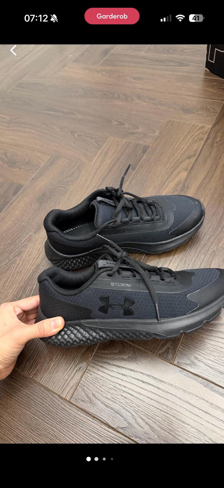 Кроссовки Under Armour оригинал размер 38 для фитнеса, спорта