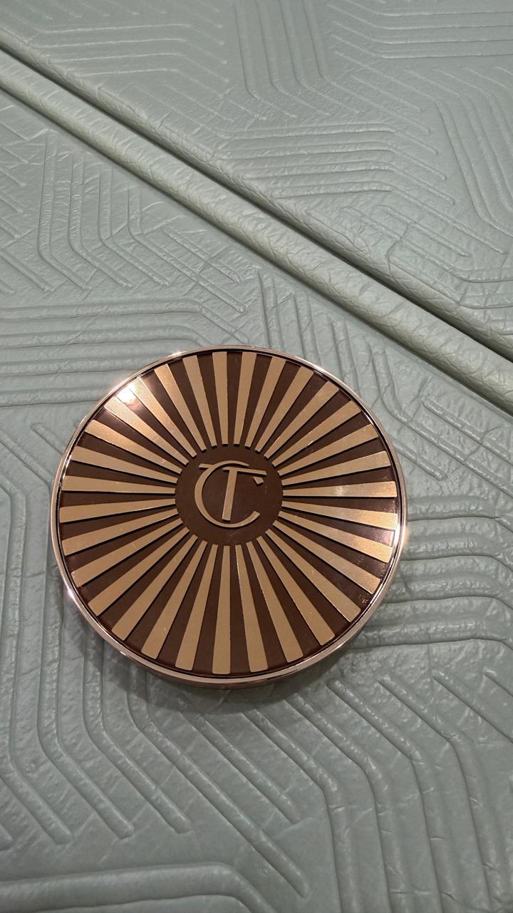 Бронзер Charlotte Tilbury Beautiful Skin Sun-Kissed Glow Bronzer
