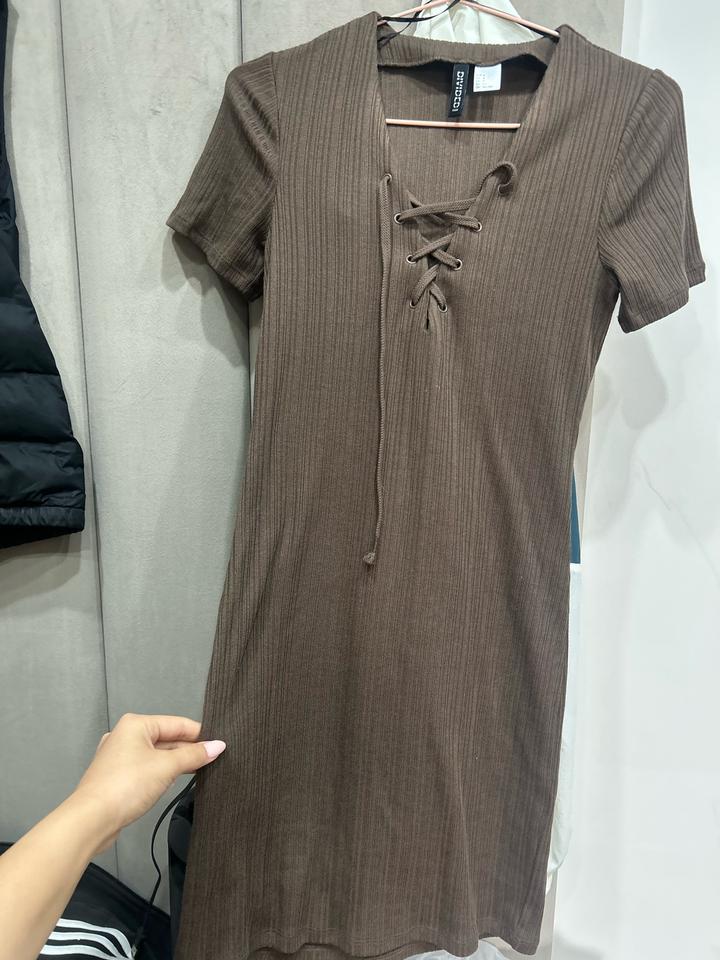 H&M