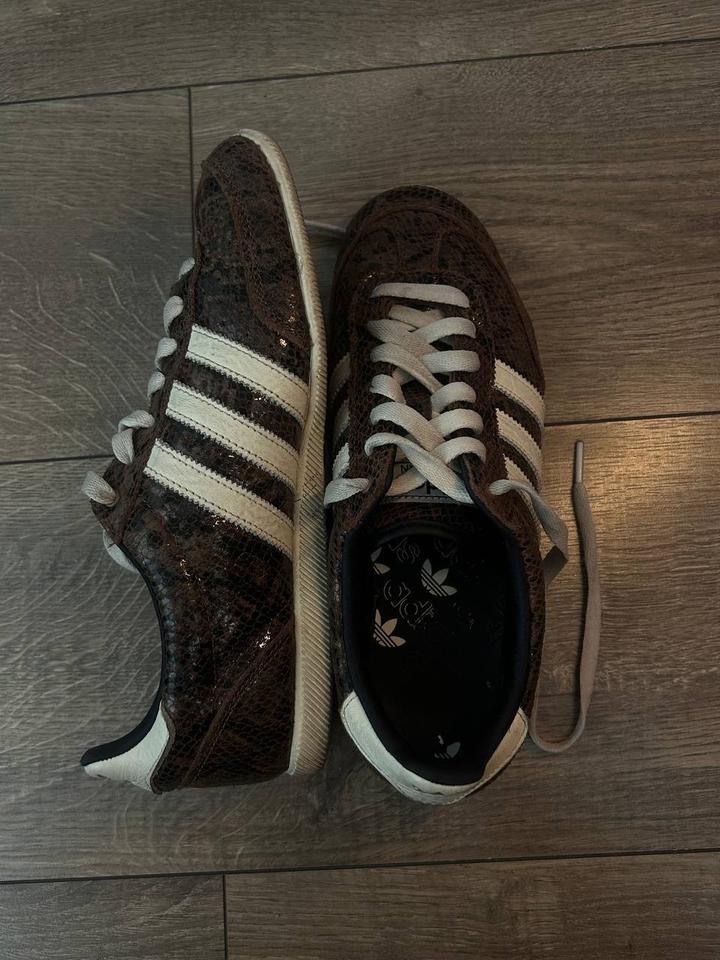 Adidas japan snake print