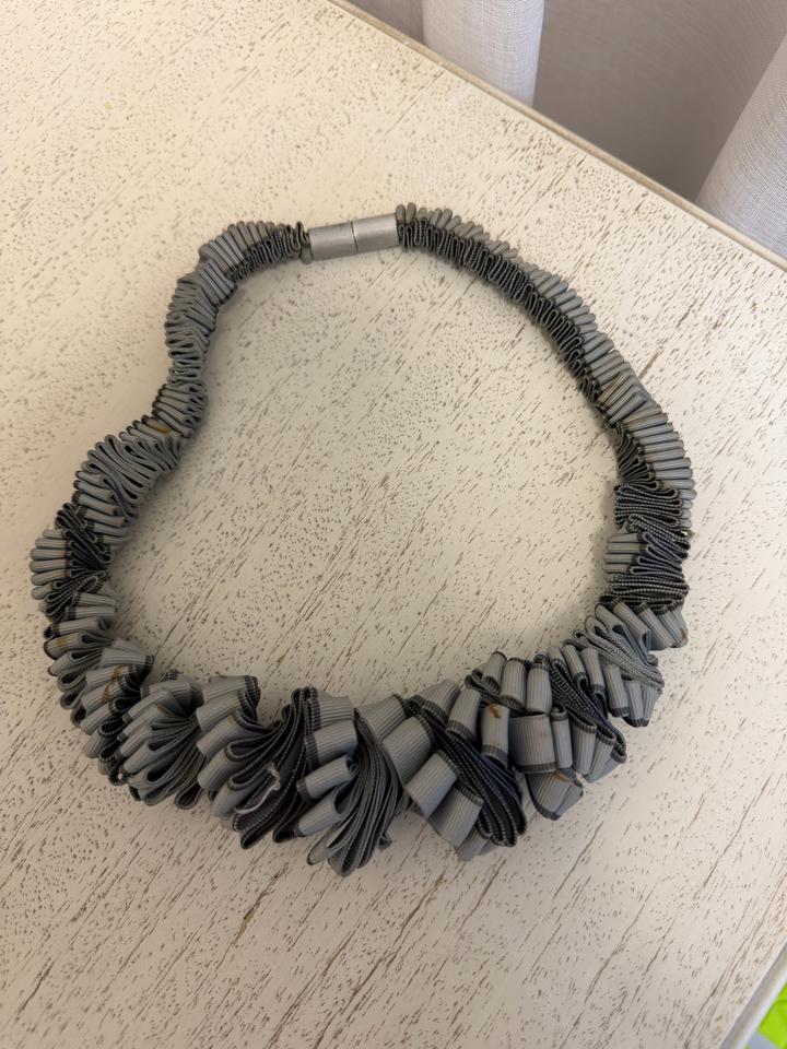 COS
