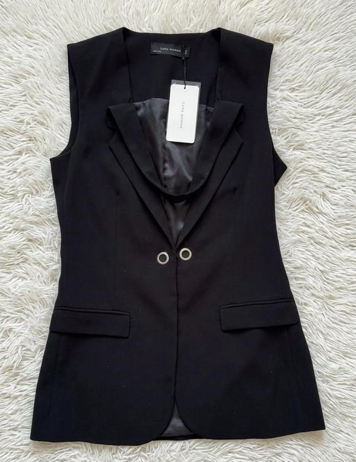 Жилет Zara