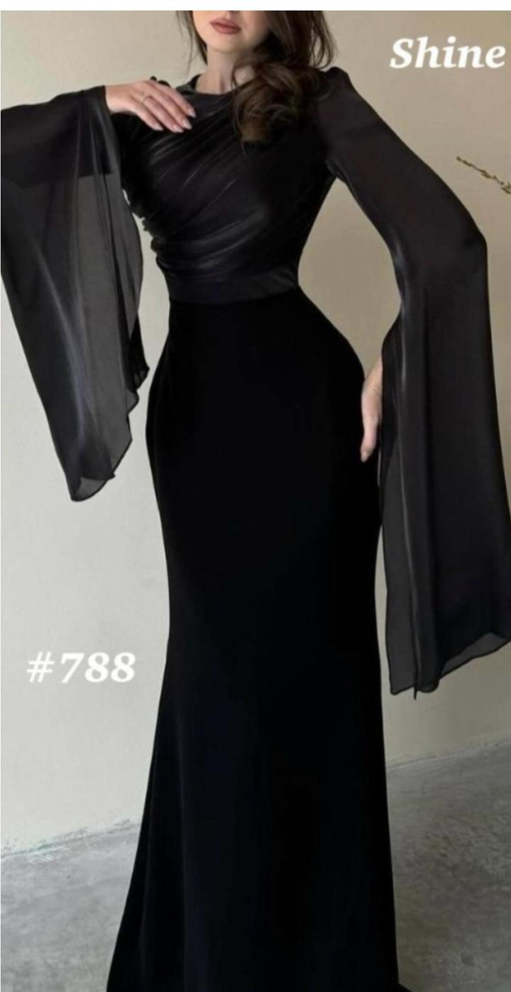 Miss brand Черное вечернее платье с длинными рукавами