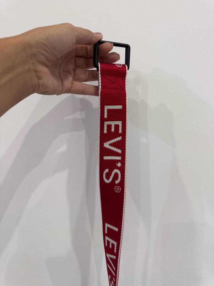 Levi's