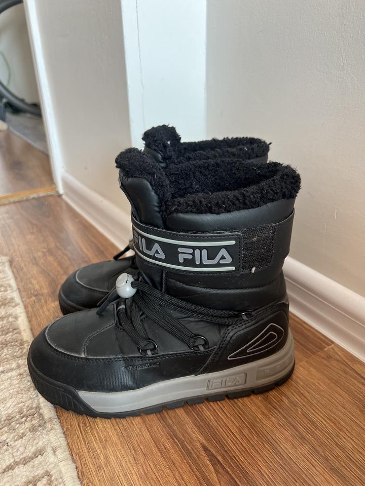 Зимние сапоги Fila
