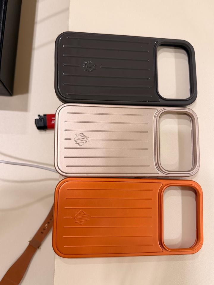RIMOWA Чехлы remowa3 шт, iPhone 17 pro