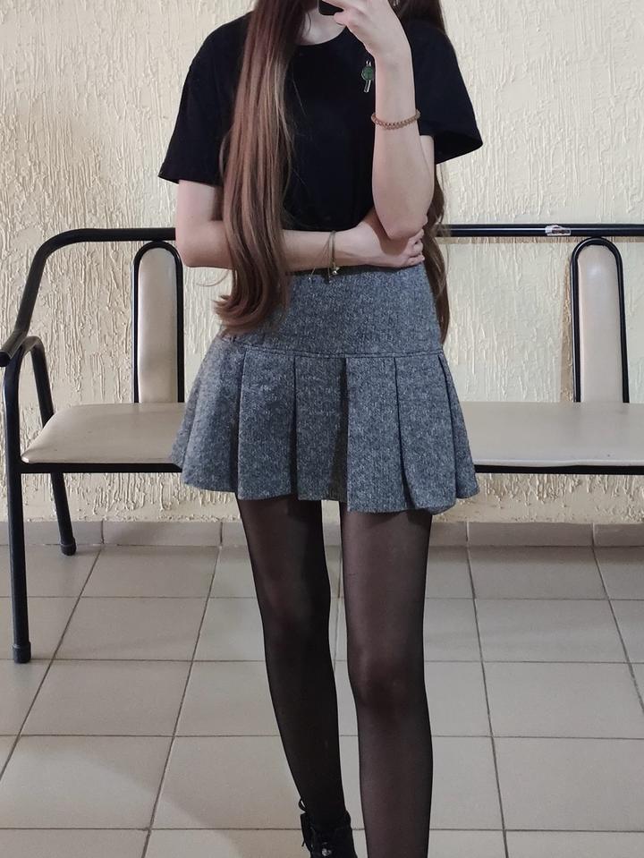 Серыя юбка в складку