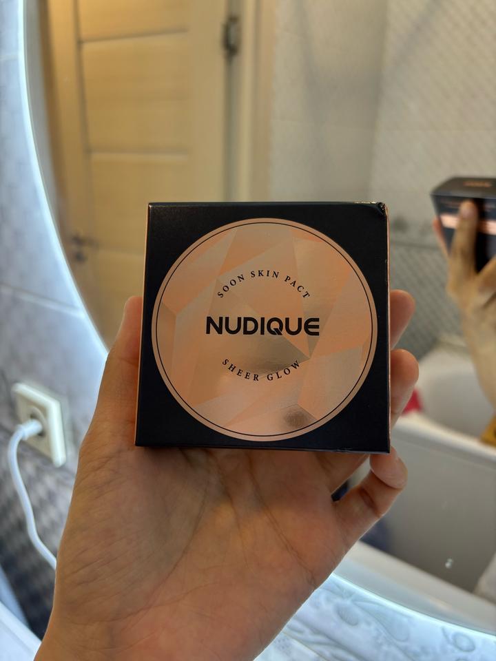 NUDIQUE