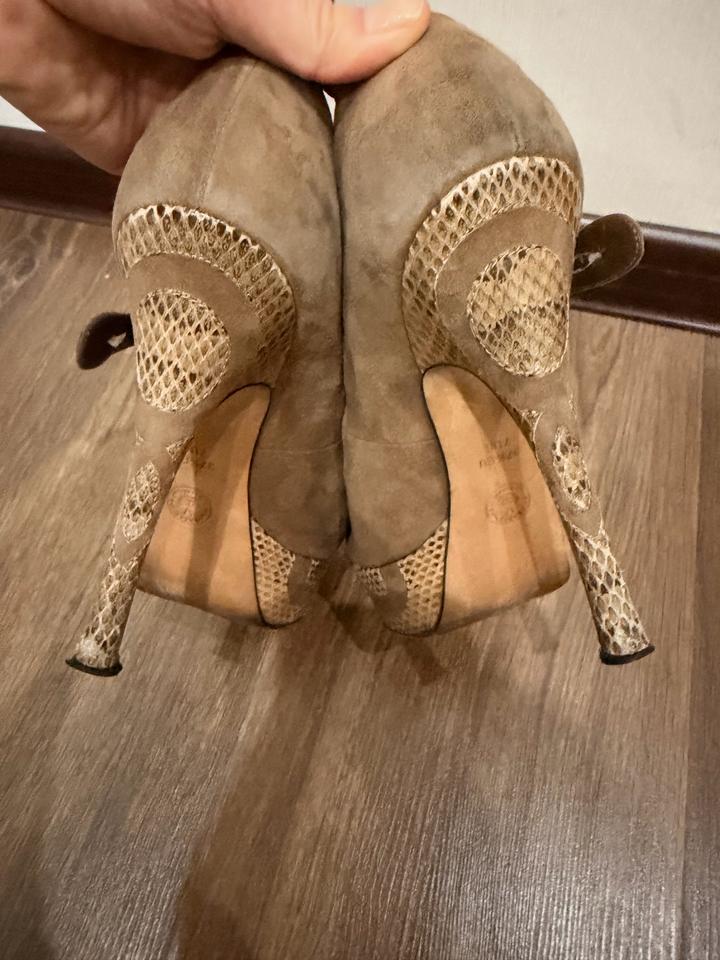 Bally
