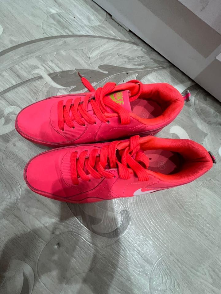 Nike
