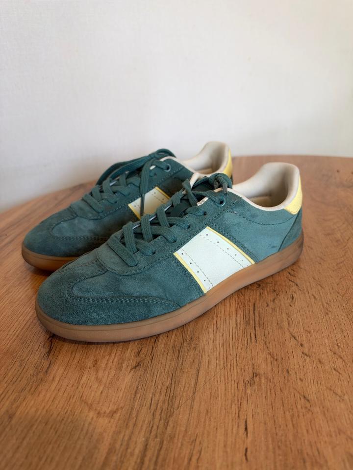 Кроссовки ZARA