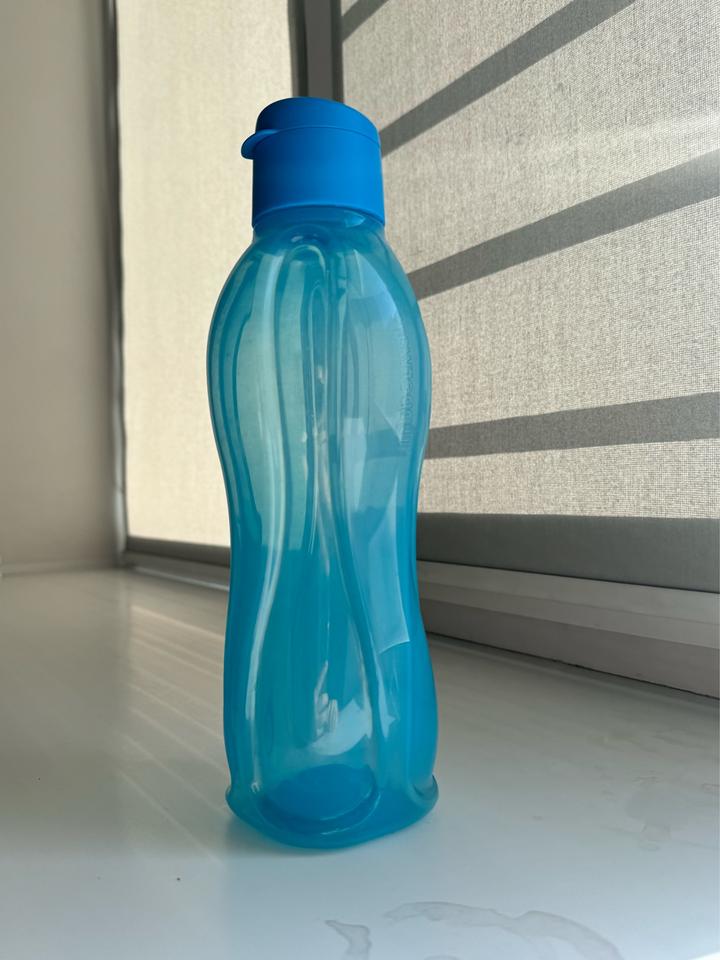 Бутылка Tupperware