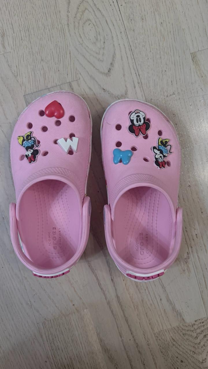Crocs