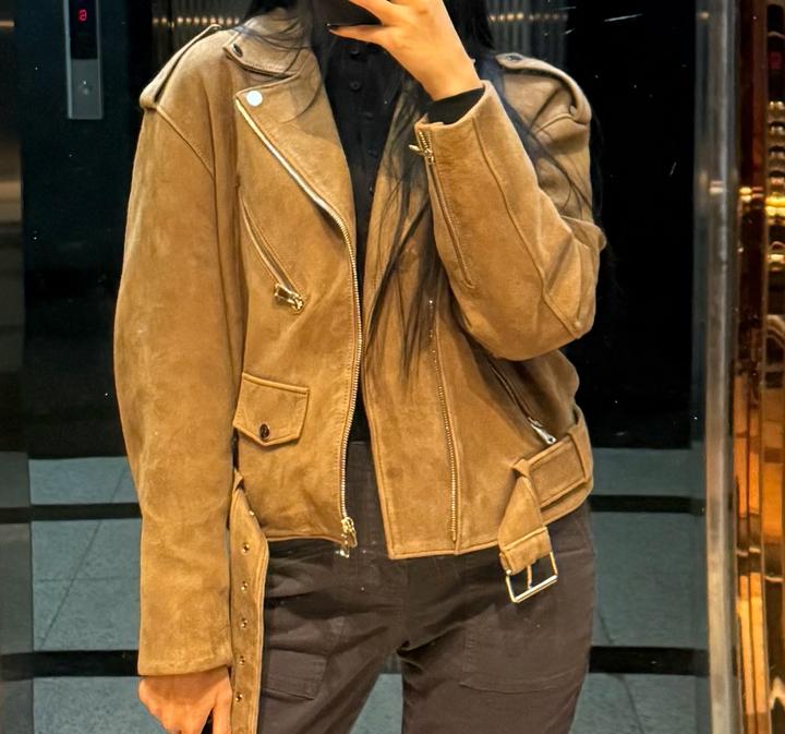 karla wear