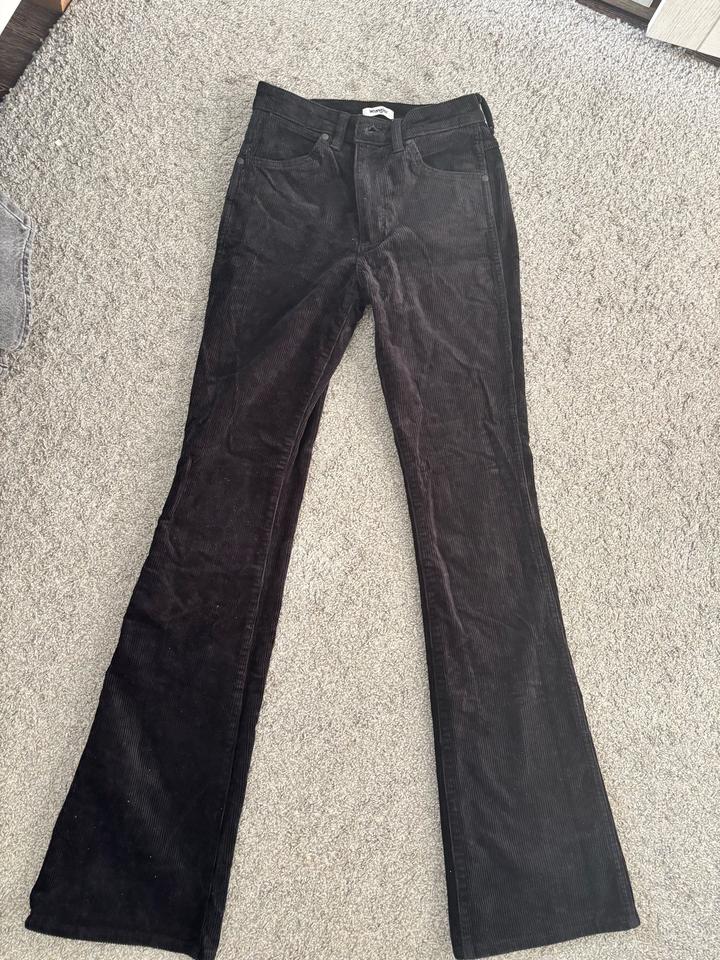 Женские вельветовые брюки Wrangler