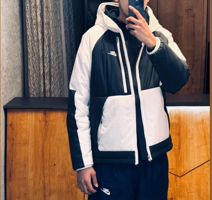 Nike