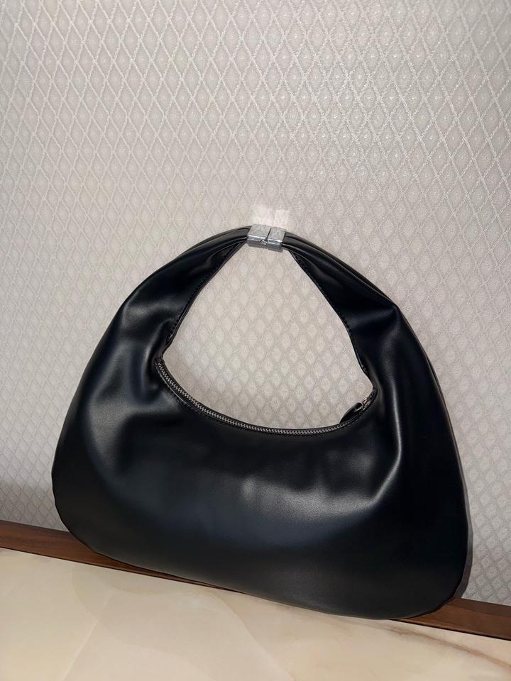 Сумка Lichi из эко-кожи, по дну ширина 36 см