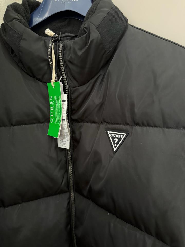 Пуховик Guess
