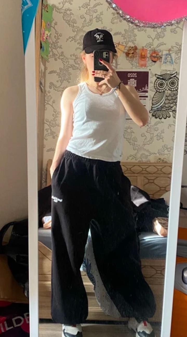 GLO jeans