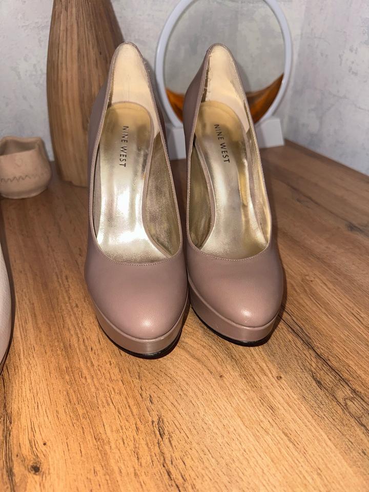 Nine West