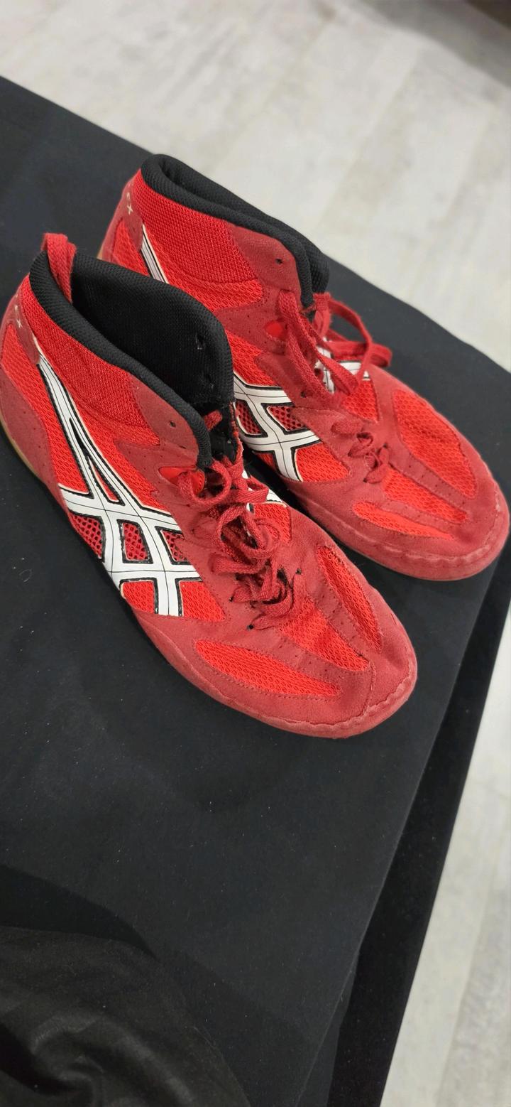 ASICS Борцовки