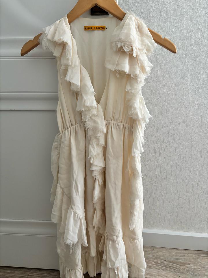 Alice + Olivia