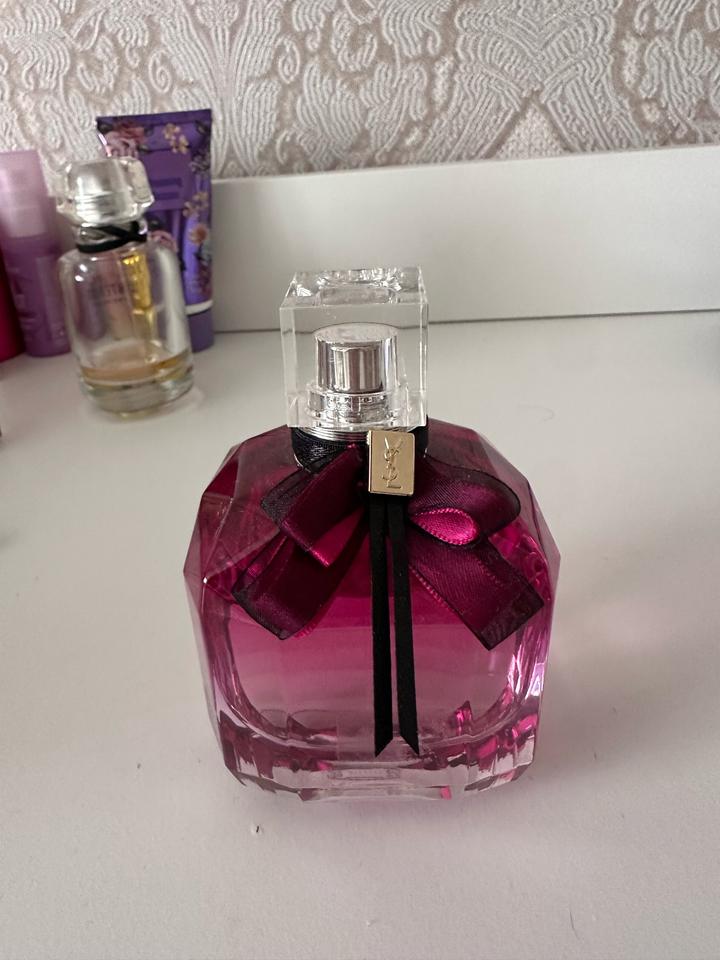 Yves Saint Laurent