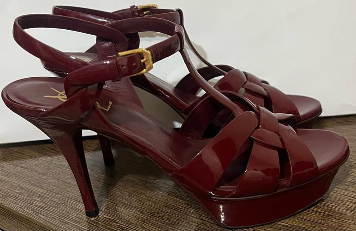 Yves Saint Laurent Босоножки