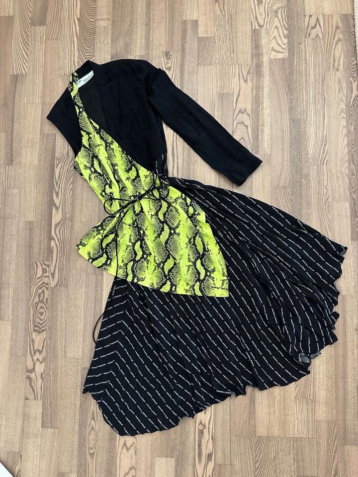 Off White