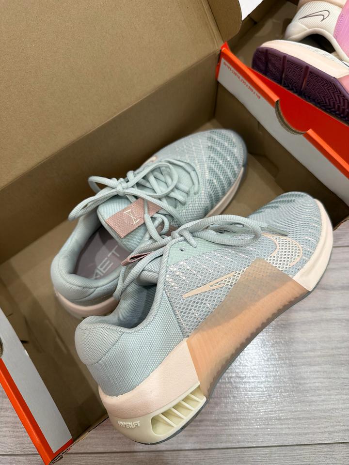 Nike