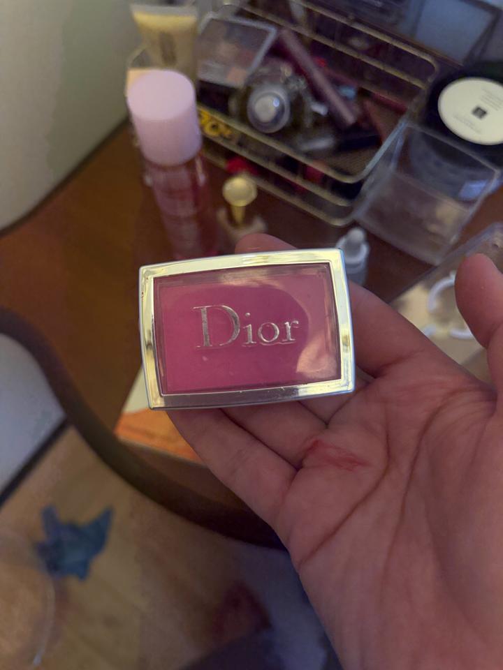Dior