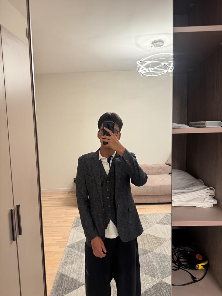 Shoqan Suits