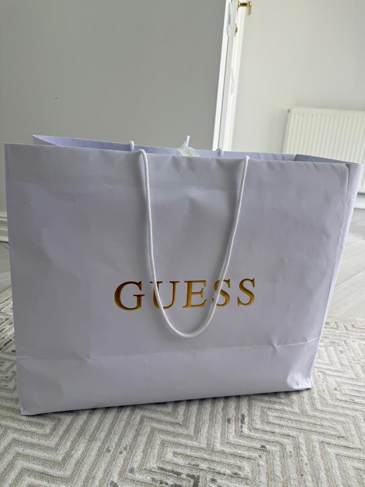 Сумка Guess
