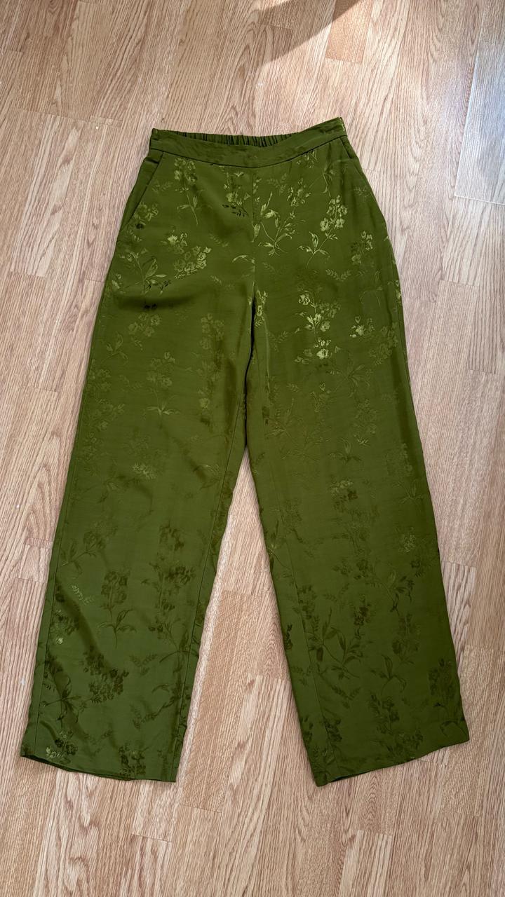 Zara Брюки с цветочным узором