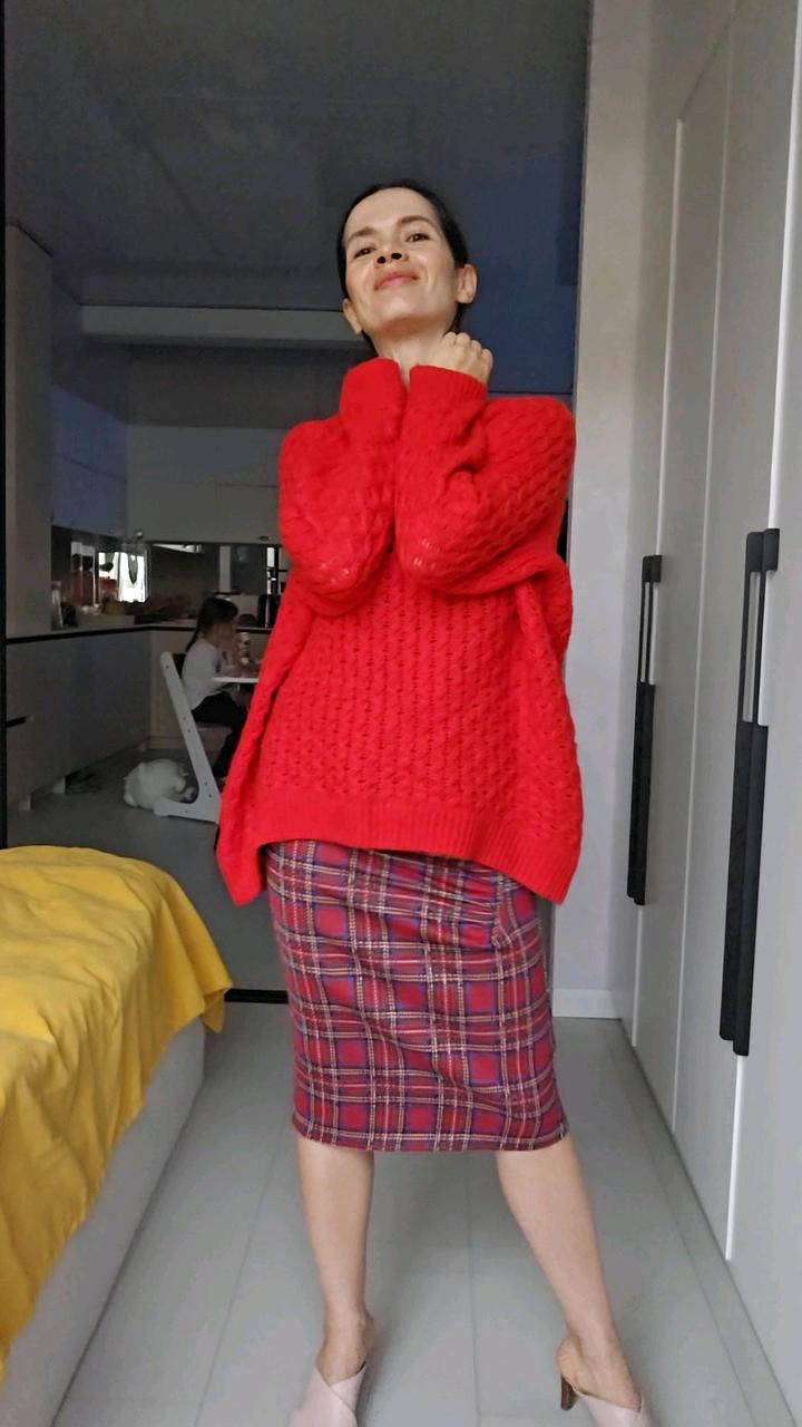 H&M Красный свитер