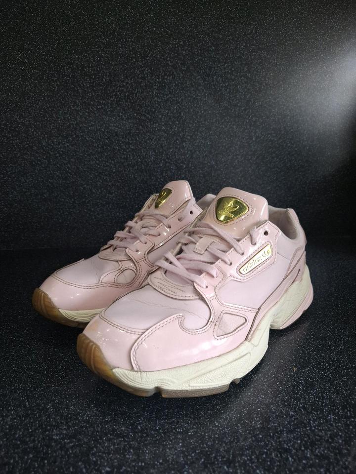 Adidas Falcon pink