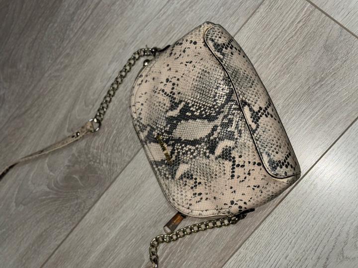 Сумка кросс-боди Steve Madden